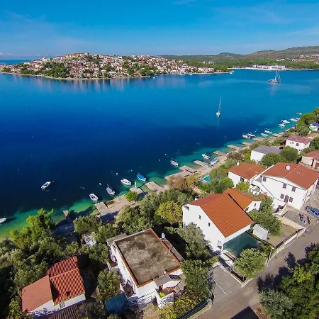 Zvonimir Apartment Rogoznica (Sibenik-Knin)