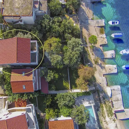 Zvonimir Apartment *