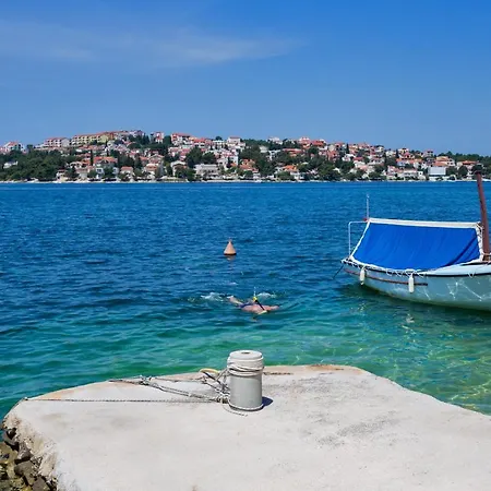 Zvonimir Apartment Rogoznica (Sibenik-Knin)